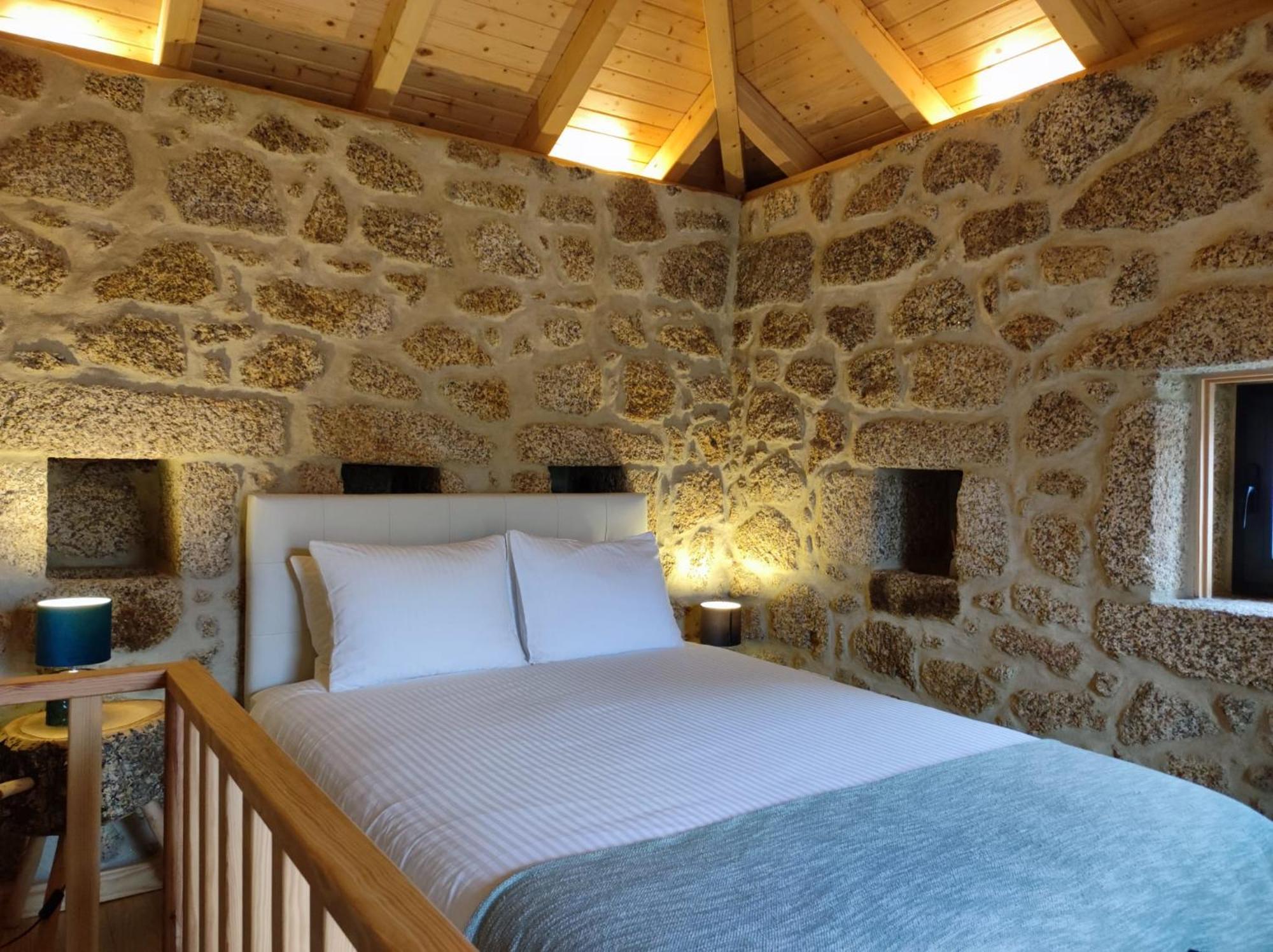 Quinta De Sao Pedro De Vir-A-Corca Em Monsanto Bed and Breakfast Eksteriør billede